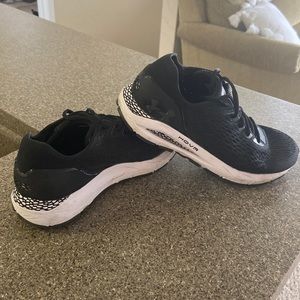 Under Armor HOVR SONIC Shoes